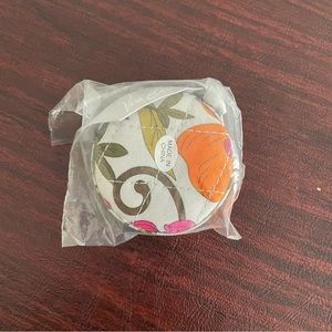 NEW NWT Vera Bradley Measuring Tape Measure Pasiely